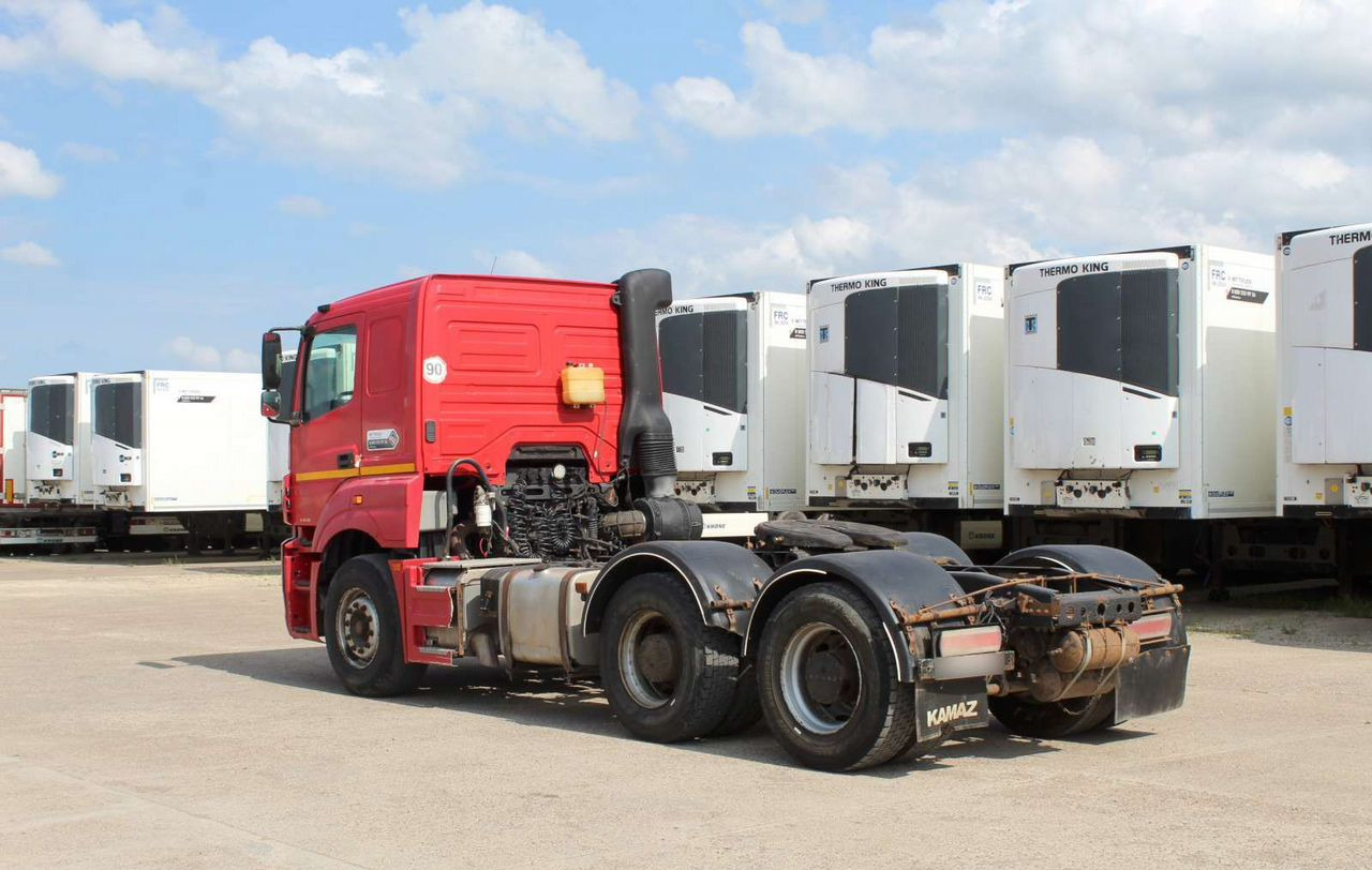 КАМАЗ 65806 - Тягач: фото 5 КАМАЗ 65806 - Тягач: фото 5