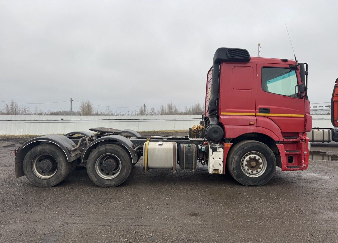 Тягач КАМАЗ 65806: фото 8 Тягач КАМАЗ 65806: фото 8