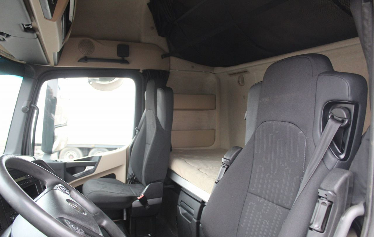 Тягач Mercedes-Benz Actros: фото 9