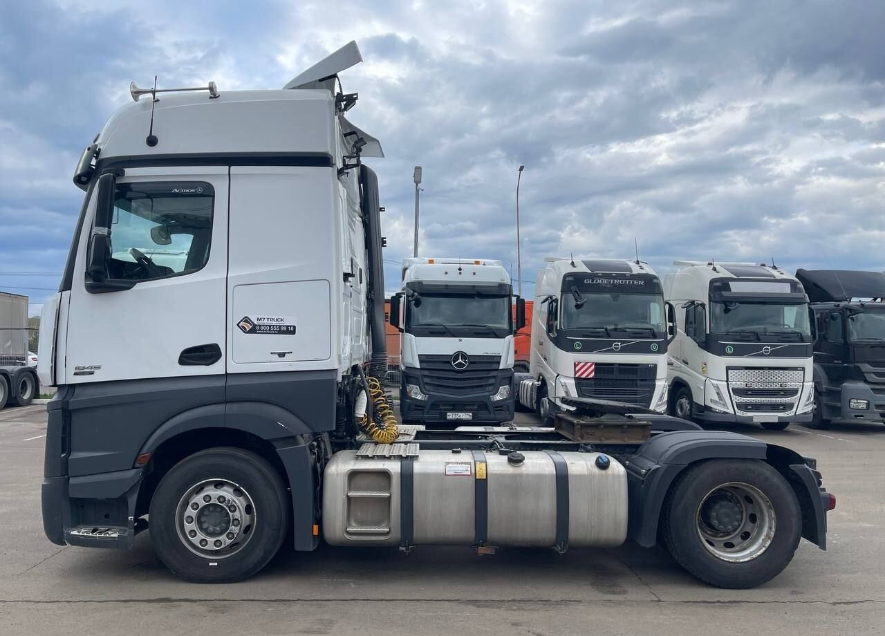 Mercedes-Benz Actros - Тягач: фото 4 Mercedes-Benz Actros - Тягач: фото 4