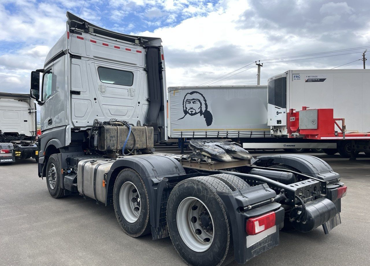 Mercedes-Benz Actros - Тягач: фото 5 Mercedes-Benz Actros - Тягач: фото 5