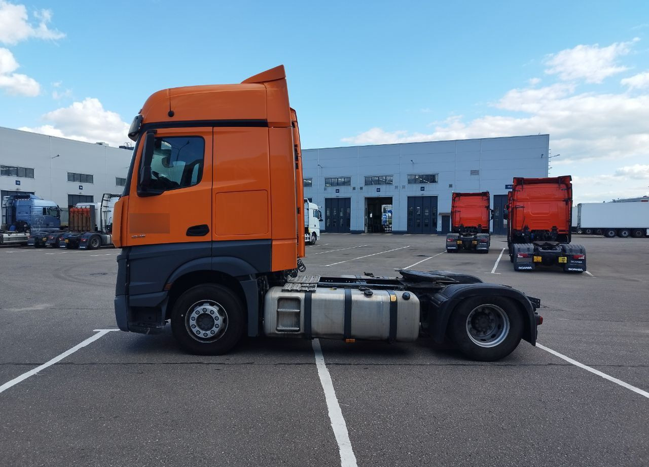 Mercedes-Benz Actros - Тягач: фото 4 Mercedes-Benz Actros - Тягач: фото 4