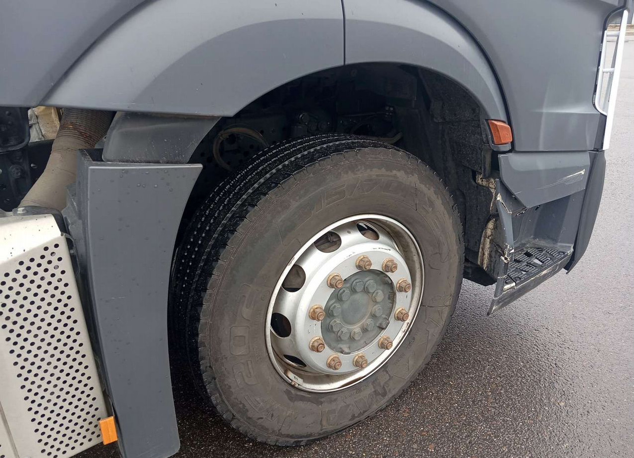 Тягач Mercedes-Benz Actros: фото 10