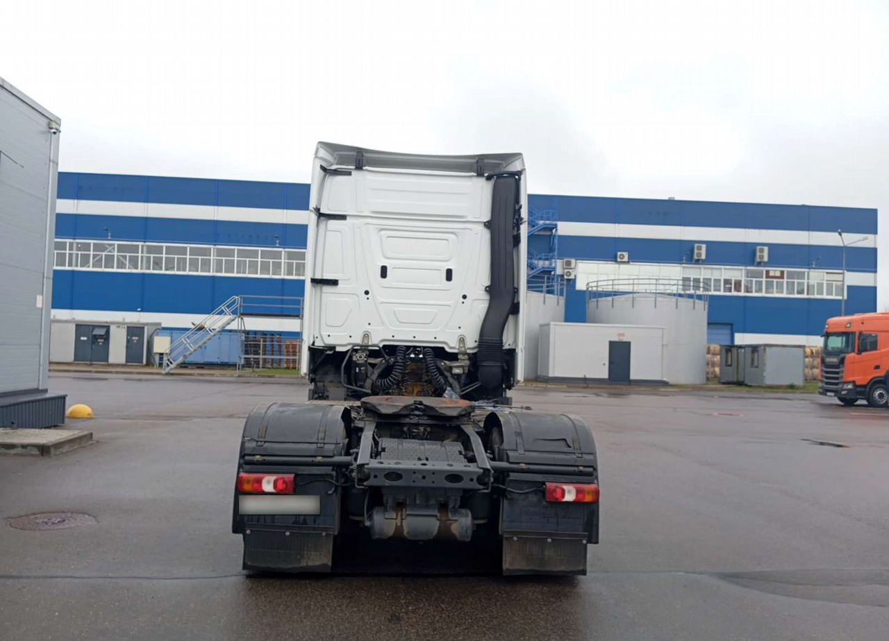 Тягач Mercedes-Benz Actros: фото 7