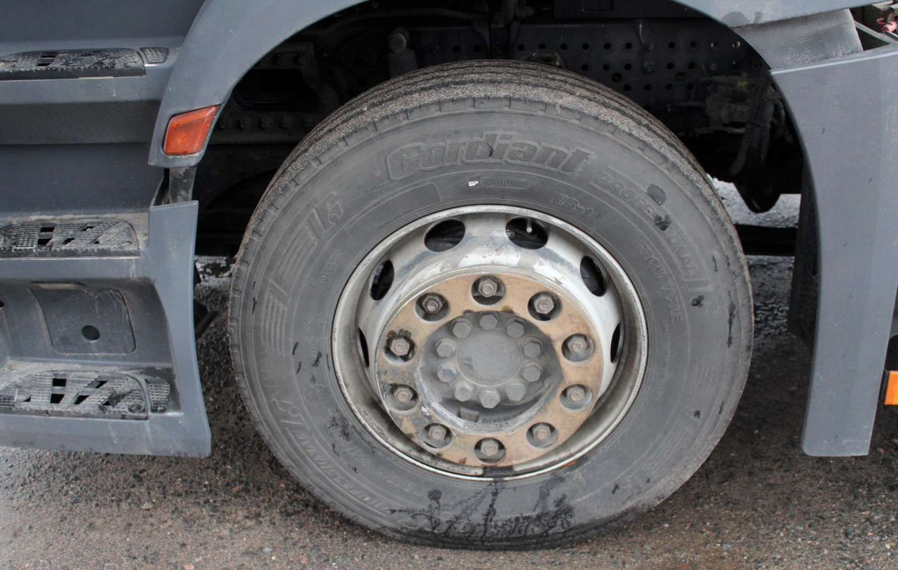 Тягач Mercedes-Benz Actros: фото 11