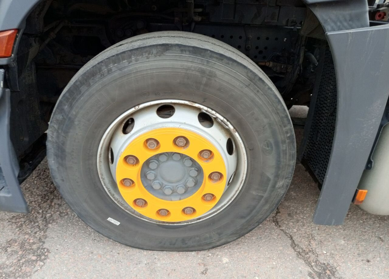 Тягач Mercedes-Benz Actros: фото 9