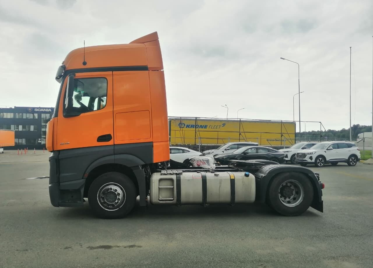 Mercedes-Benz Actros - Тягач: фото 4 Mercedes-Benz Actros - Тягач: фото 4