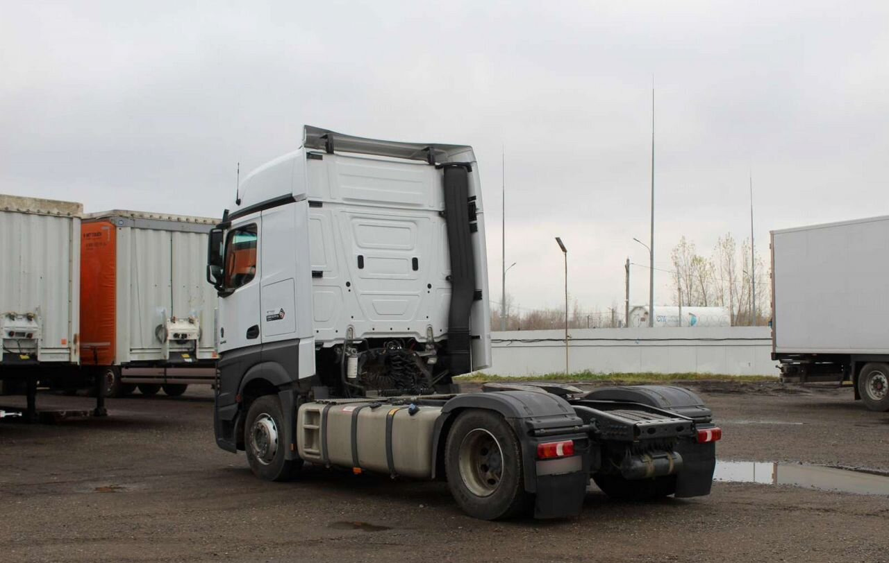 Mercedes-Benz Actros - Тягач: фото 5 Mercedes-Benz Actros - Тягач: фото 5