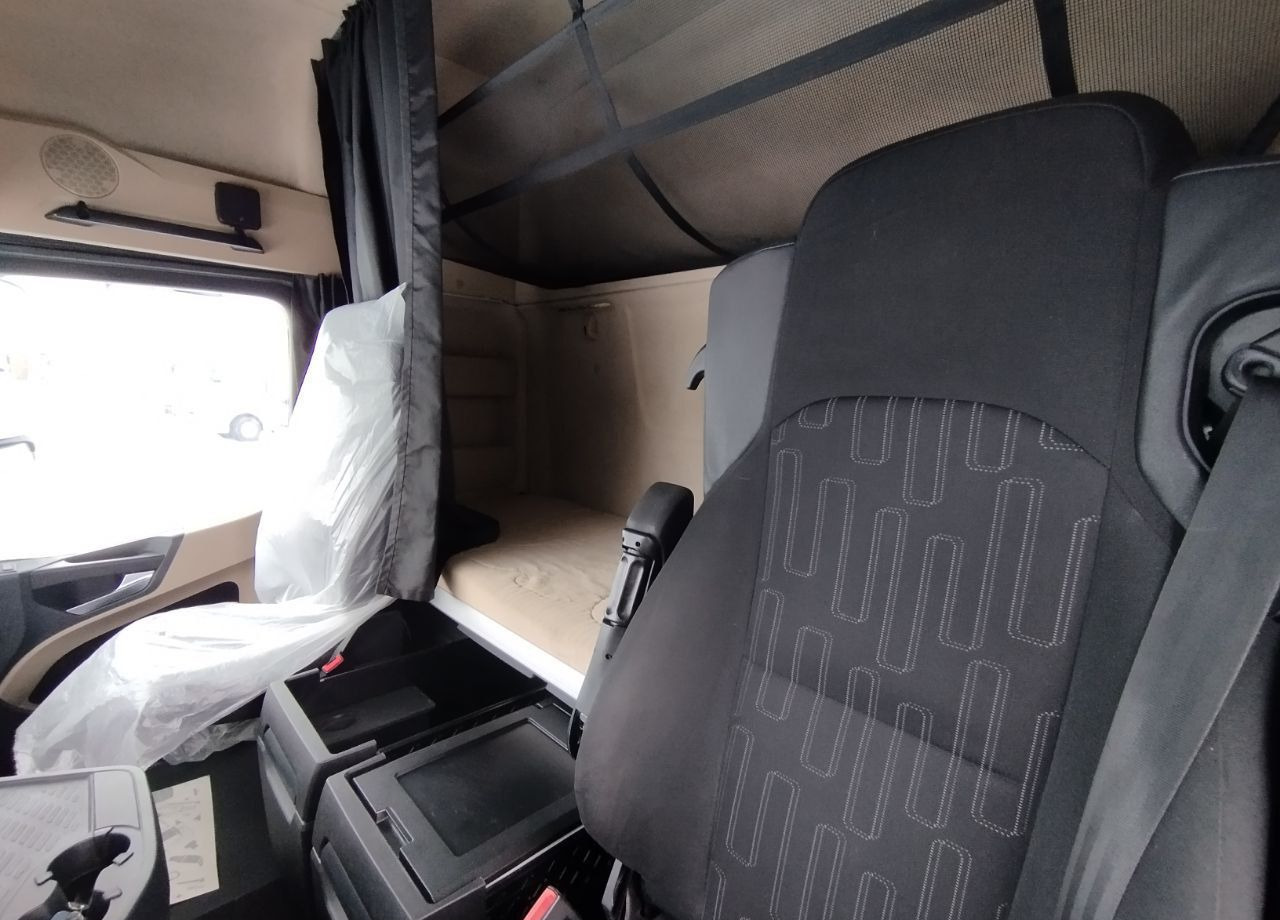 Тягач Mercedes-Benz Actros: фото 12