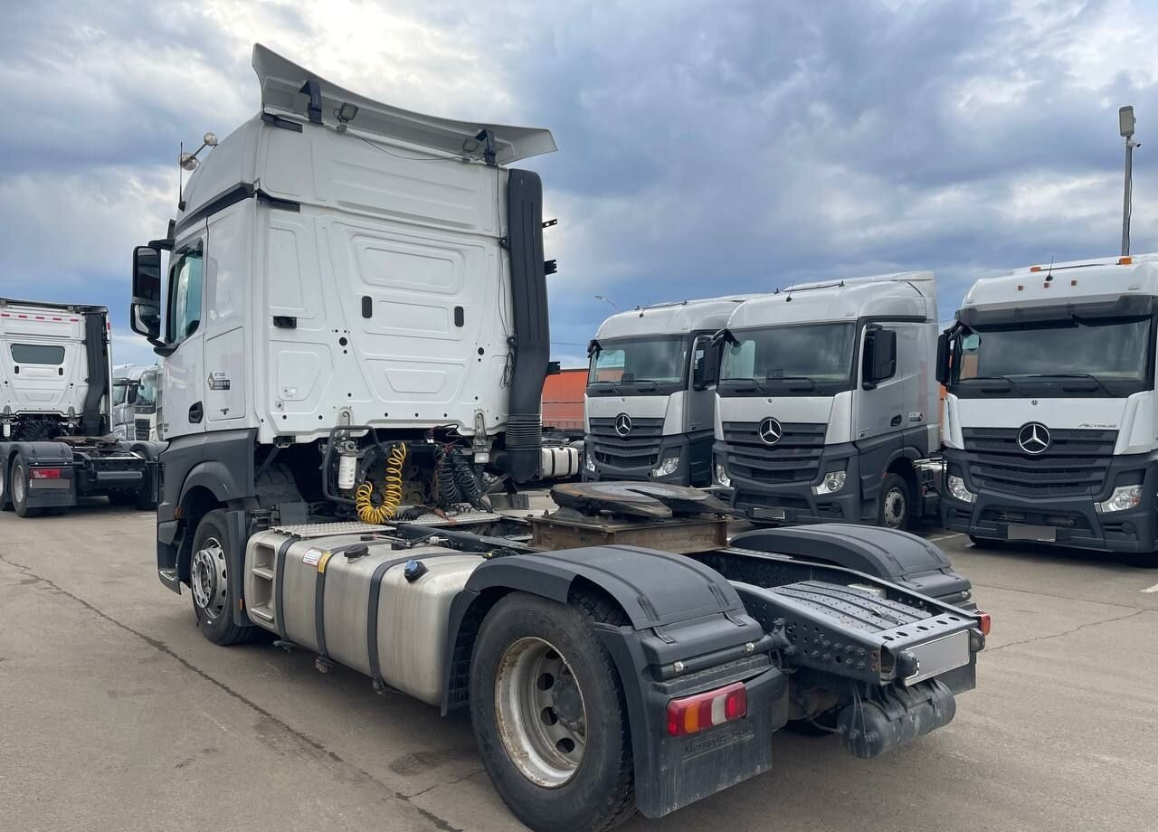 Mercedes-Benz Actros - Тягач: фото 5 Mercedes-Benz Actros - Тягач: фото 5