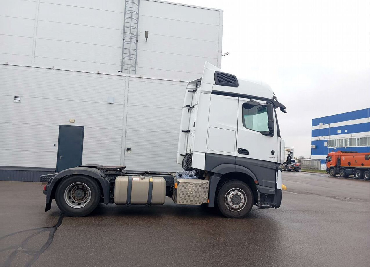 Тягач Mercedes-Benz Actros: фото 8