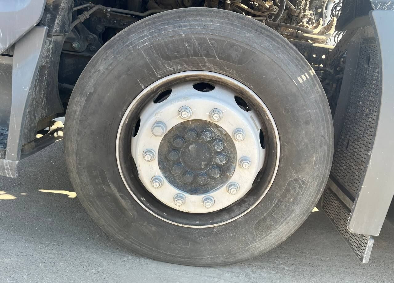 Тягач Mercedes-Benz Actros: фото 10