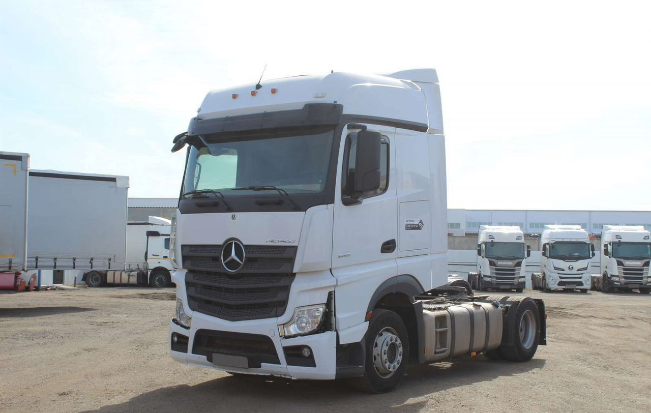 Mercedes-Benz Actros - Тягач: фото 3 Mercedes-Benz Actros - Тягач: фото 3