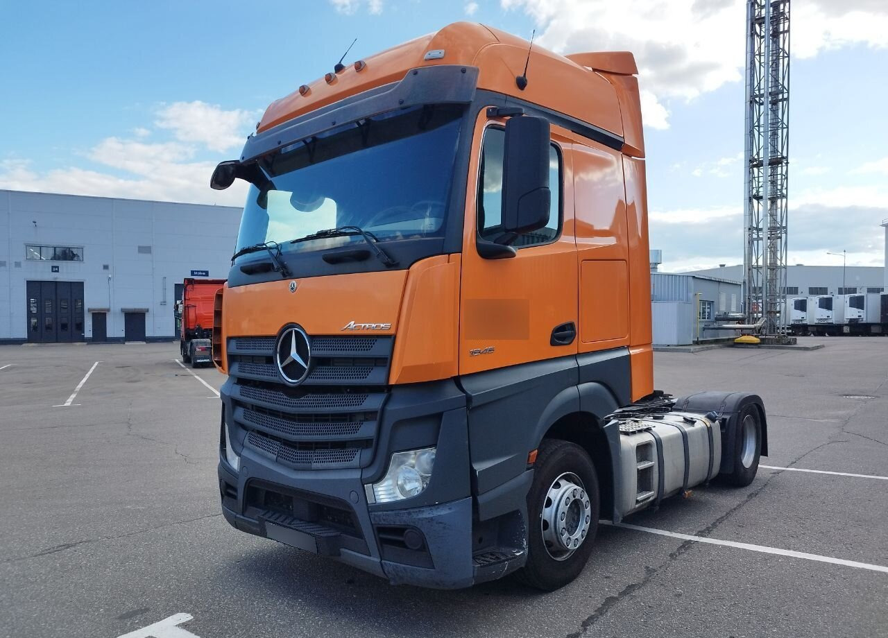 Mercedes-Benz Actros - Тягач: фото 3 Mercedes-Benz Actros - Тягач: фото 3