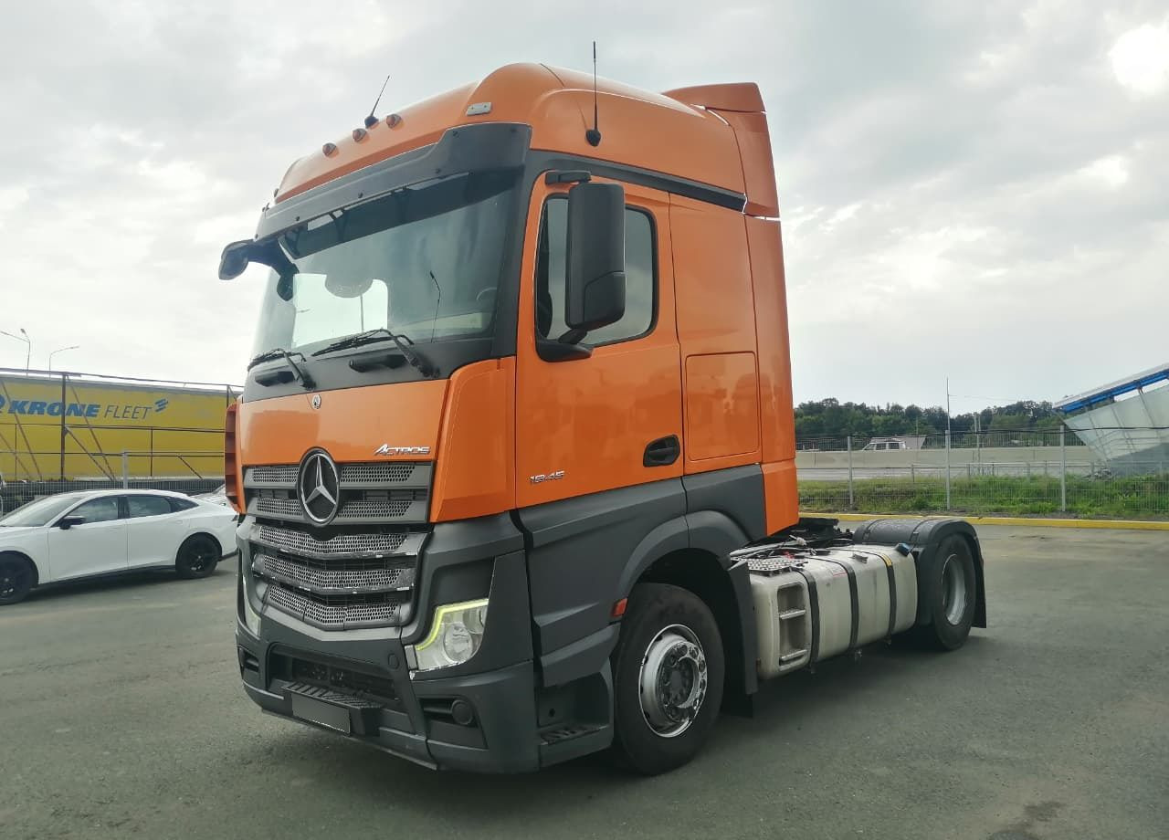 Mercedes-Benz Actros - Тягач: фото 3 Mercedes-Benz Actros - Тягач: фото 3