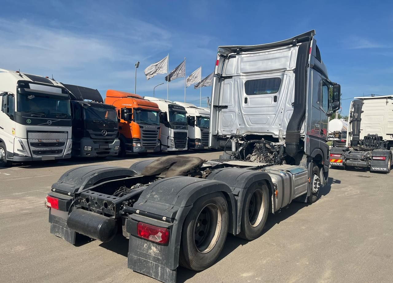 Тягач Mercedes-Benz Actros: фото 7 Тягач Mercedes-Benz Actros: фото 7
