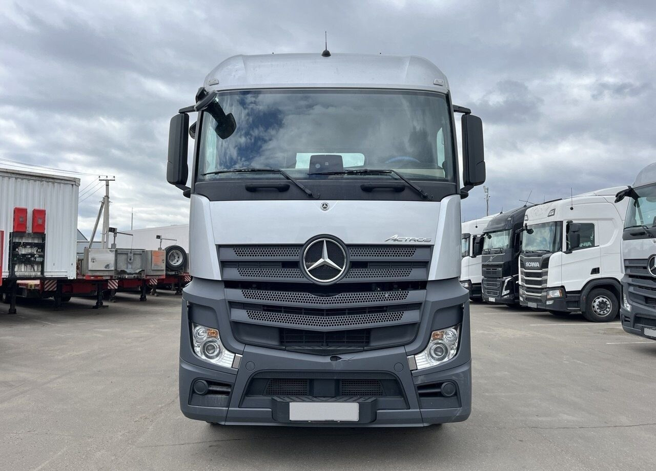 Mercedes-Benz Actros - Тягач: фото 2 Mercedes-Benz Actros - Тягач: фото 2