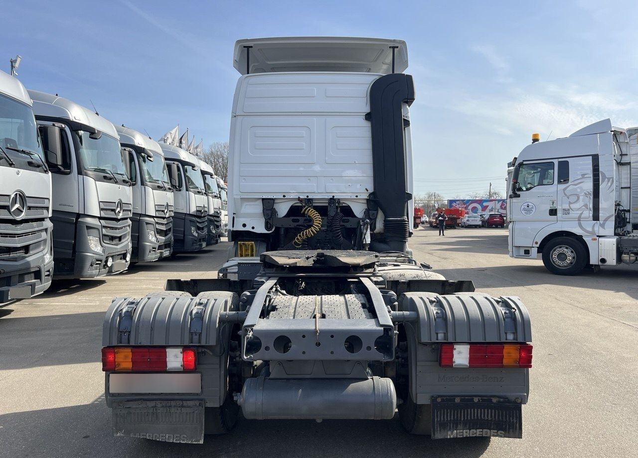 Тягач Mercedes-Benz Actros: фото 6