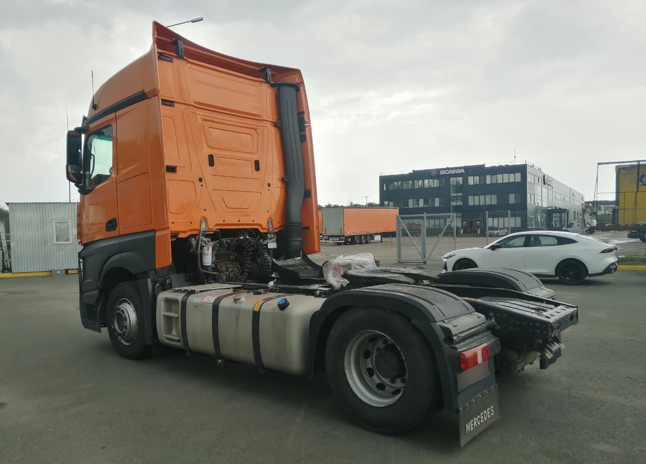Mercedes-Benz Actros - Тягач: фото 5 Mercedes-Benz Actros - Тягач: фото 5