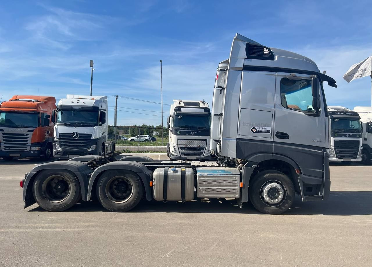 Тягач Mercedes-Benz Actros: фото 8 Тягач Mercedes-Benz Actros: фото 8