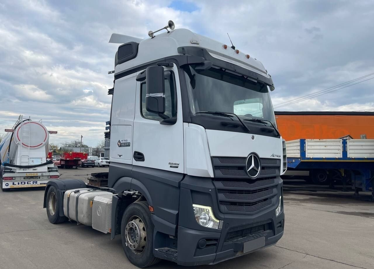 Mercedes-Benz Actros - Тягач: фото 1 Mercedes-Benz Actros - Тягач: фото 1