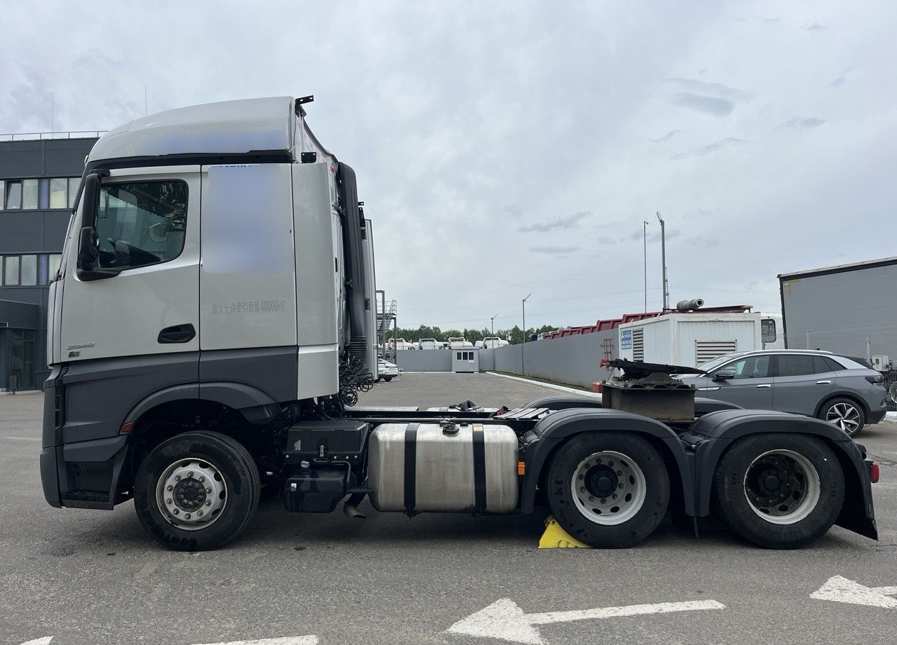 Mercedes-Benz Actros - Тягач: фото 4 Mercedes-Benz Actros - Тягач: фото 4