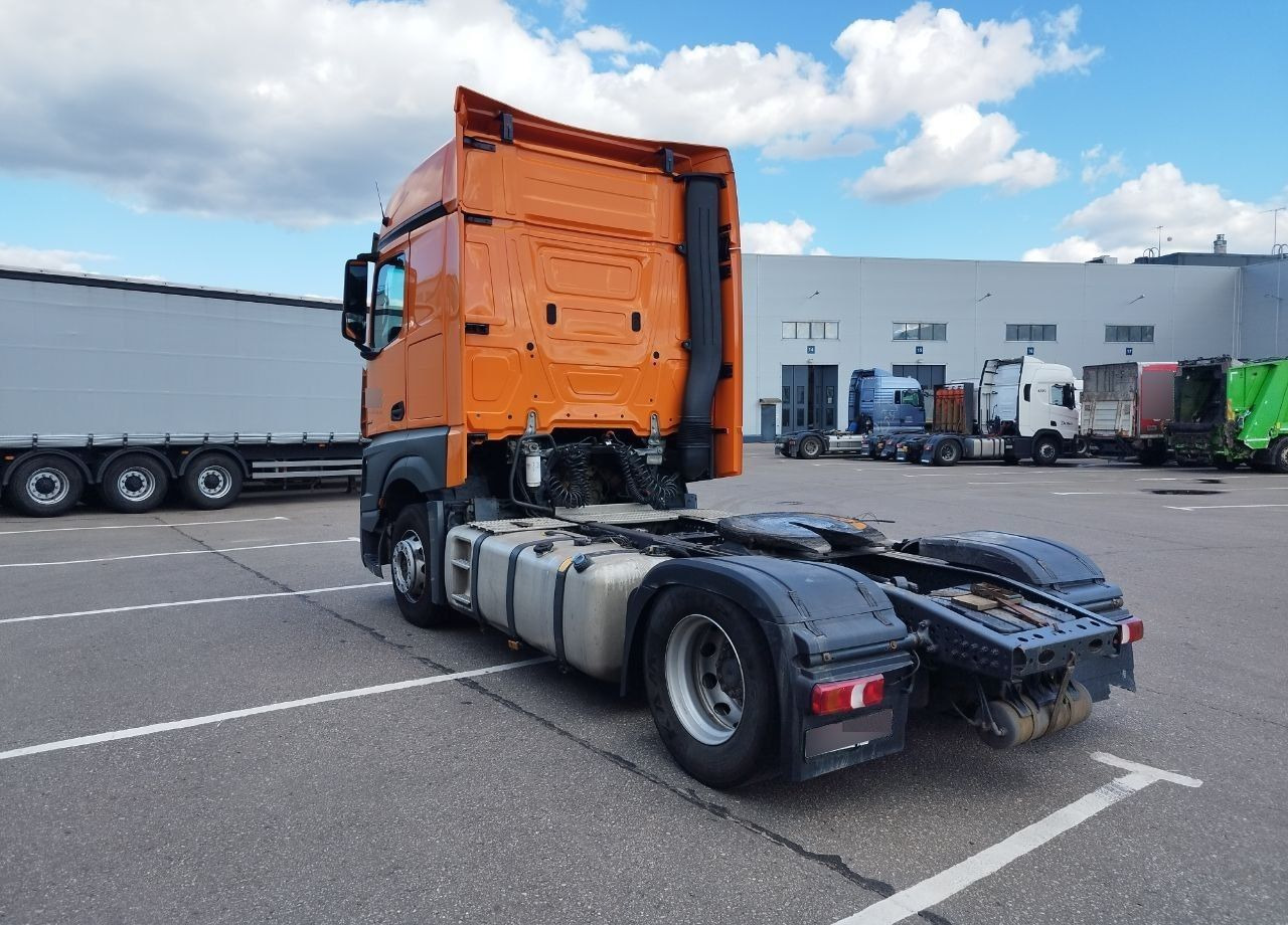 Mercedes-Benz Actros - Тягач: фото 5 Mercedes-Benz Actros - Тягач: фото 5