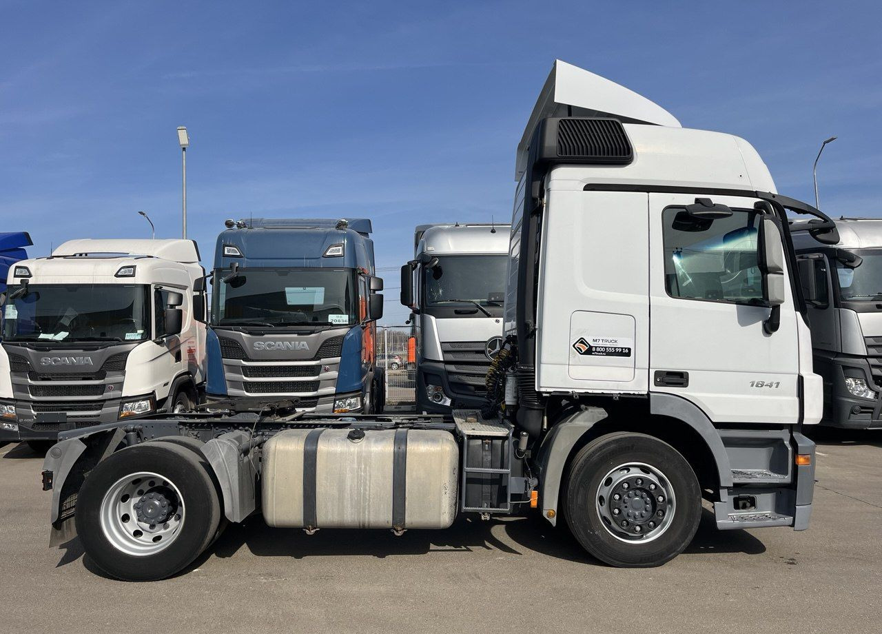 Тягач Mercedes-Benz Actros: фото 7