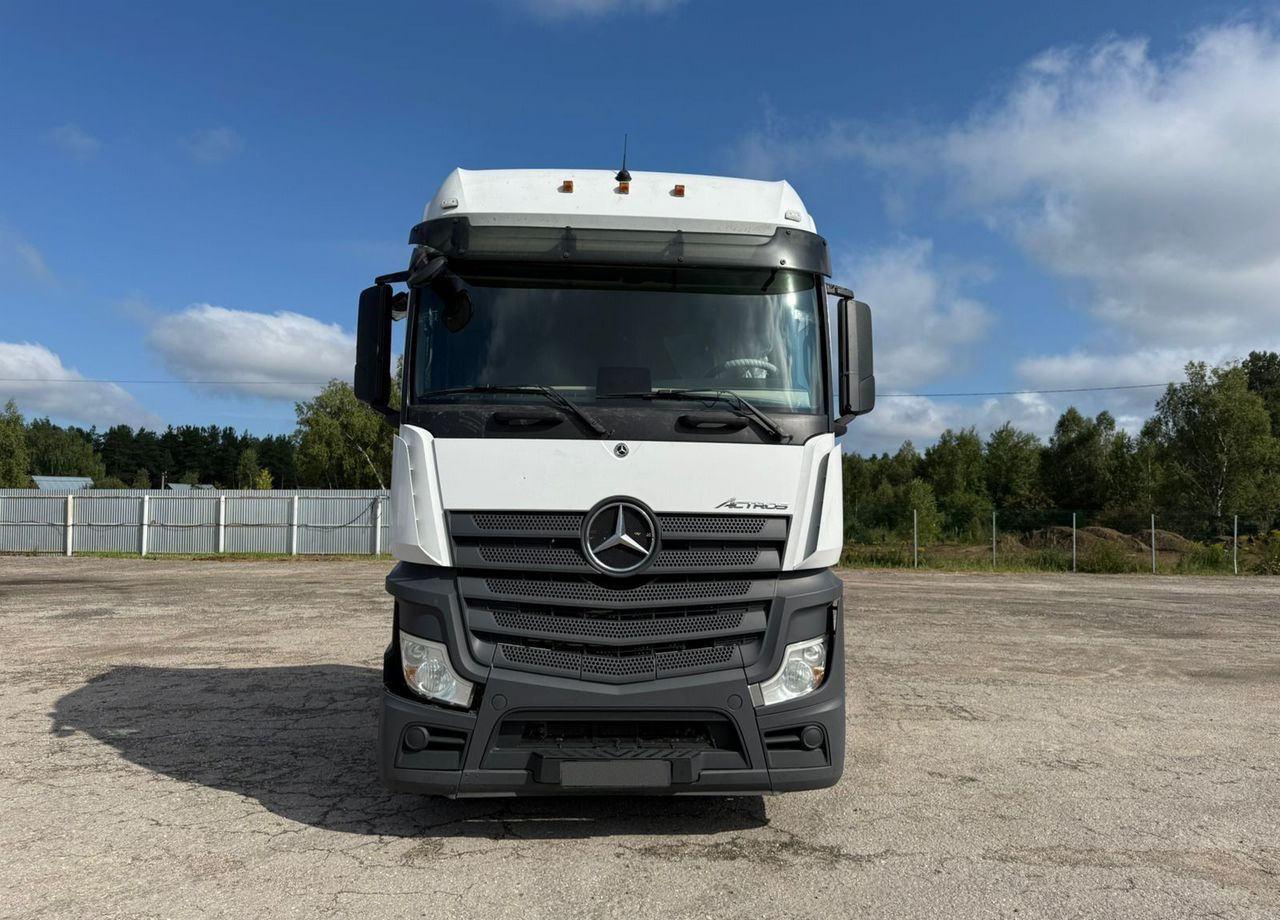Mercedes-Benz Actros - Тягач: фото 2 Mercedes-Benz Actros - Тягач: фото 2