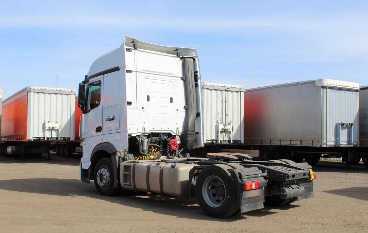 Mercedes-Benz Actros - Тягач: фото 5 Mercedes-Benz Actros - Тягач: фото 5