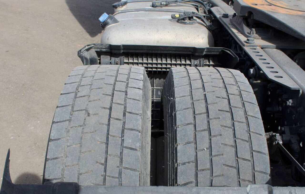 Тягач Mercedes-Benz Actros: фото 13 Тягач Mercedes-Benz Actros: фото 13