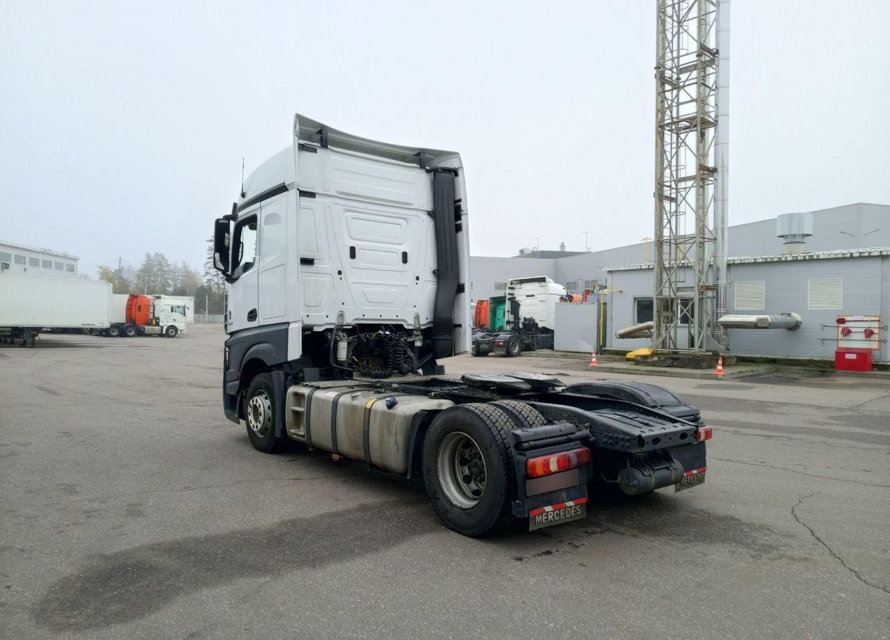 Mercedes-Benz Actros - Тягач: фото 5 Mercedes-Benz Actros - Тягач: фото 5
