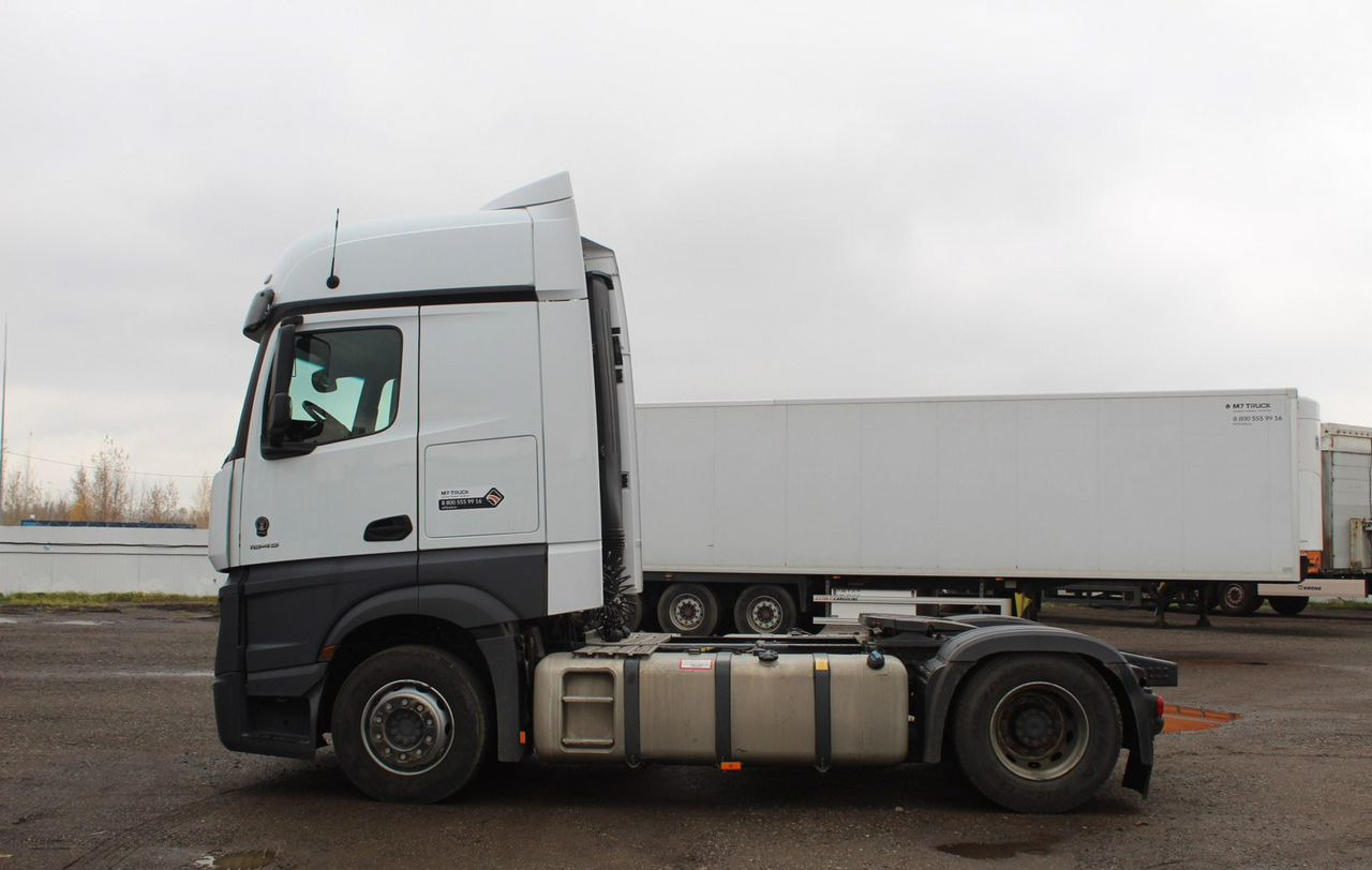 Mercedes-Benz Actros - Тягач: фото 4 Mercedes-Benz Actros - Тягач: фото 4