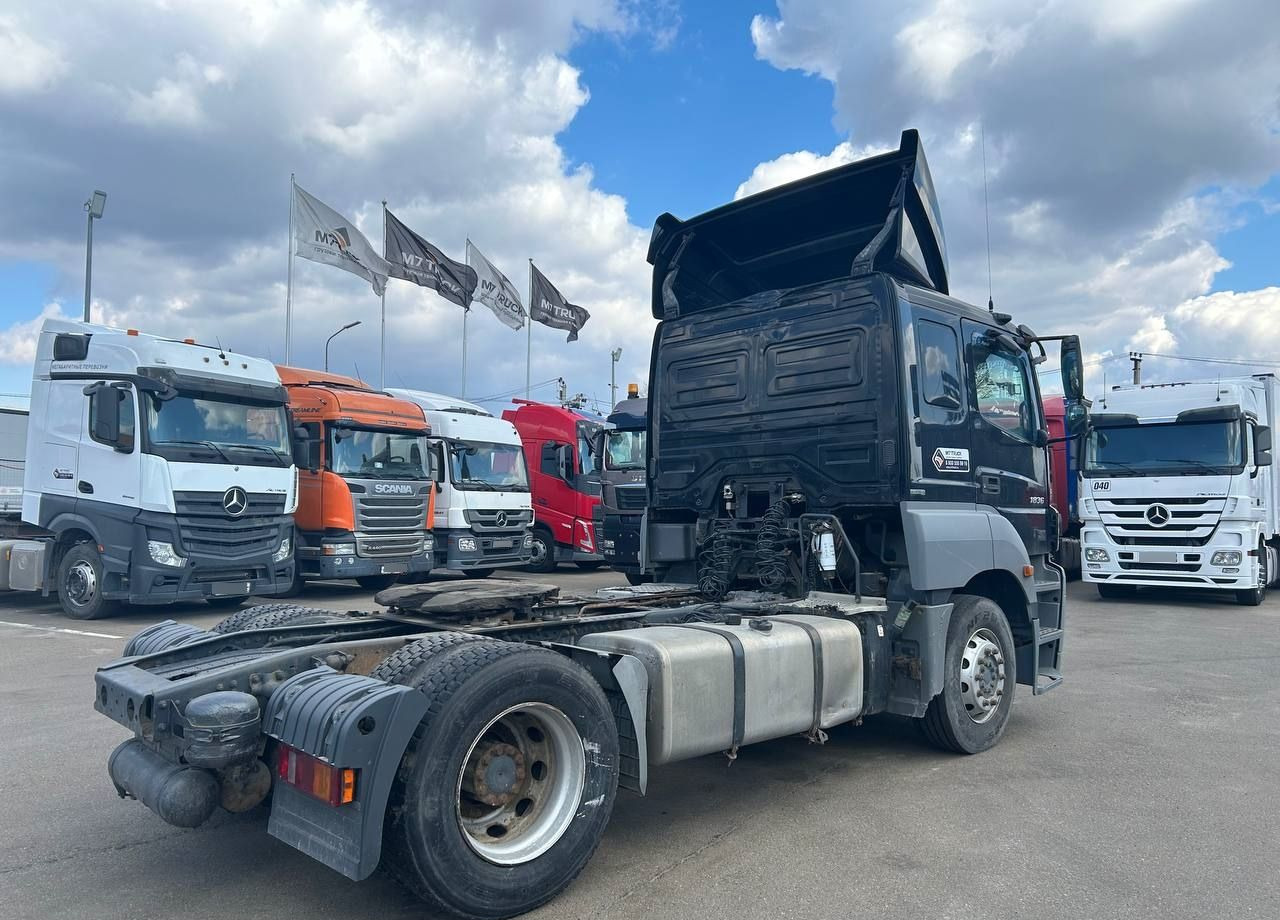 Тягач Mercedes-Benz Axor: фото 7