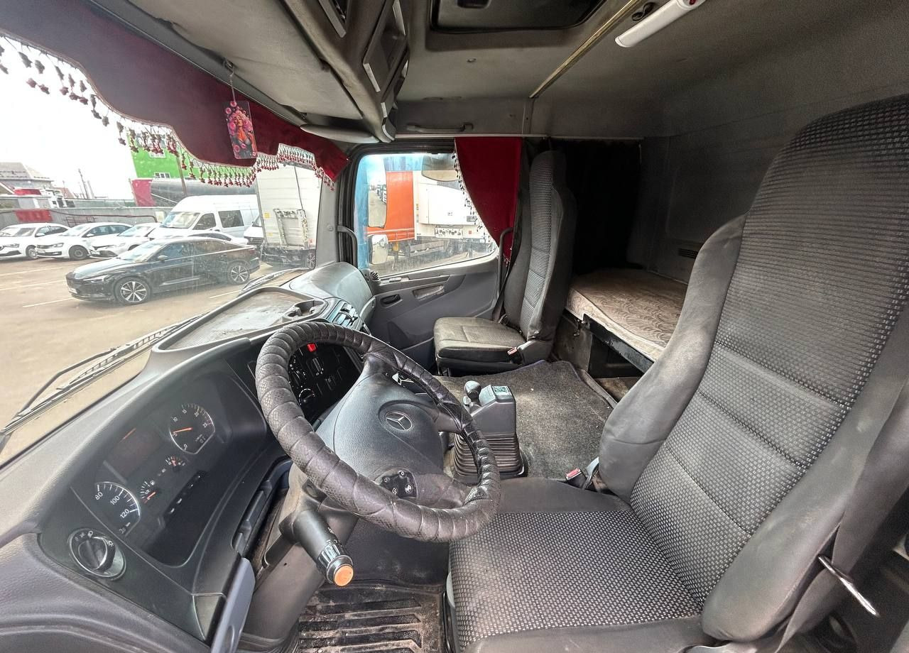 Тягач Mercedes-Benz Axor: фото 9