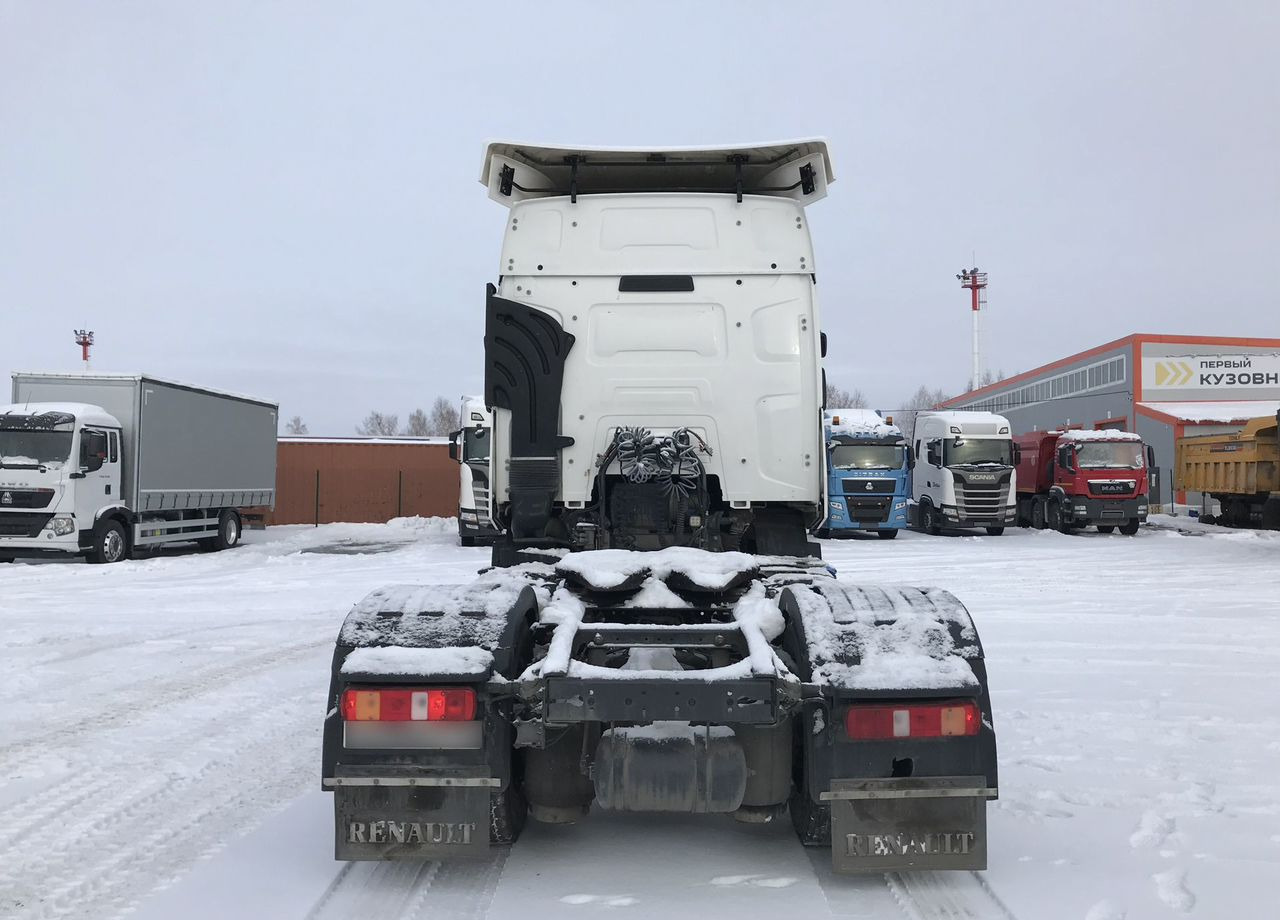 Тягач Renault T-Series: фото 6