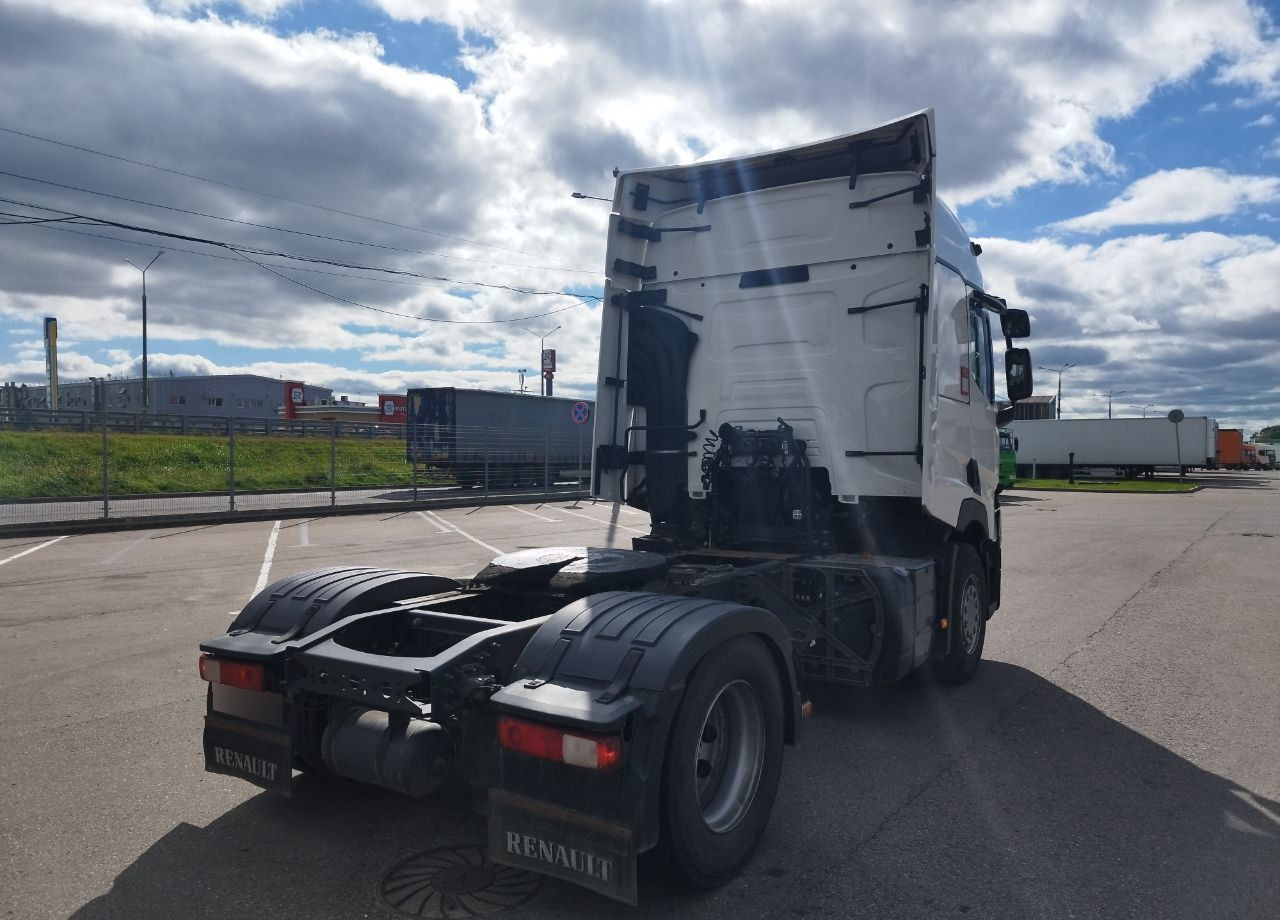 Тягач Renault T-Series: фото 7 Тягач Renault T-Series: фото 7