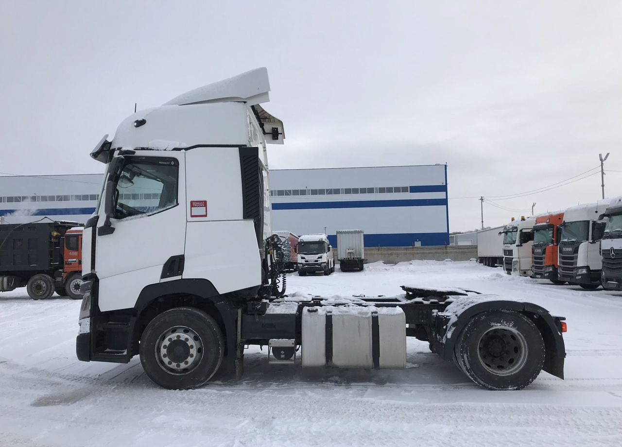 Renault T-Series - Тягач: фото 4 Renault T-Series - Тягач: фото 4