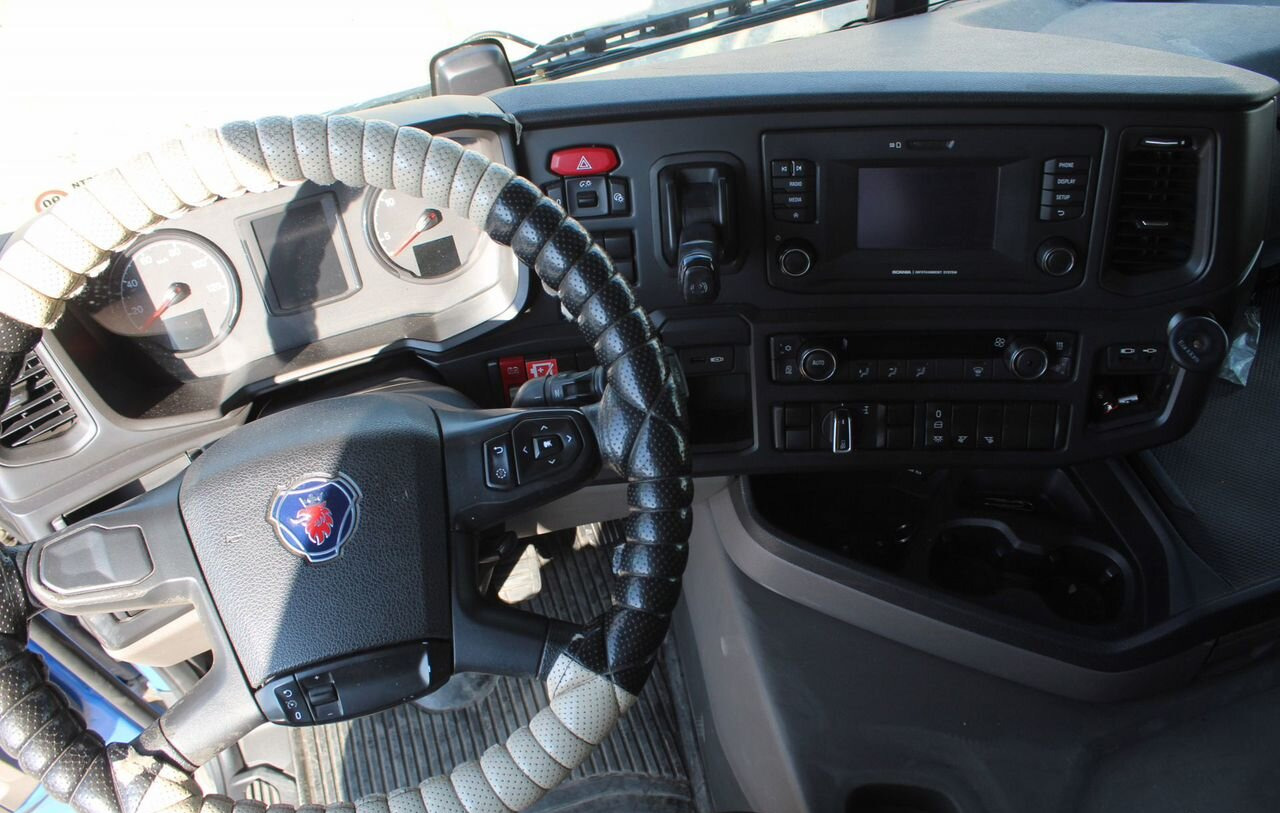 Тягач Scania G: фото 10