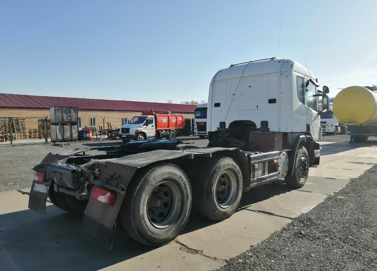 Тягач Scania P: фото 7