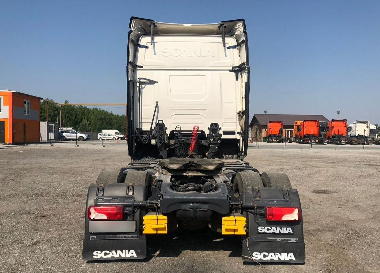 Тягач Scania R: фото 6