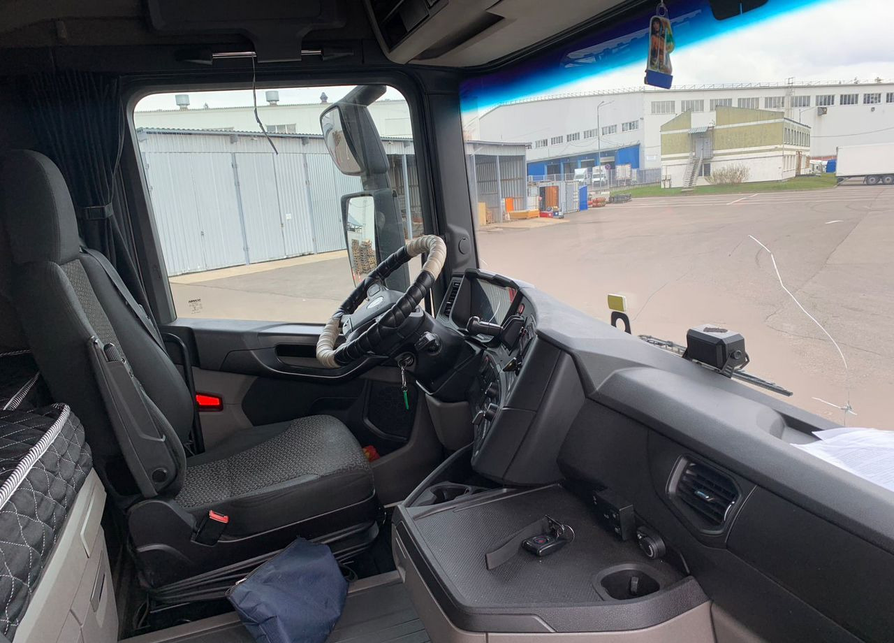 Тягач Scania R: фото 9