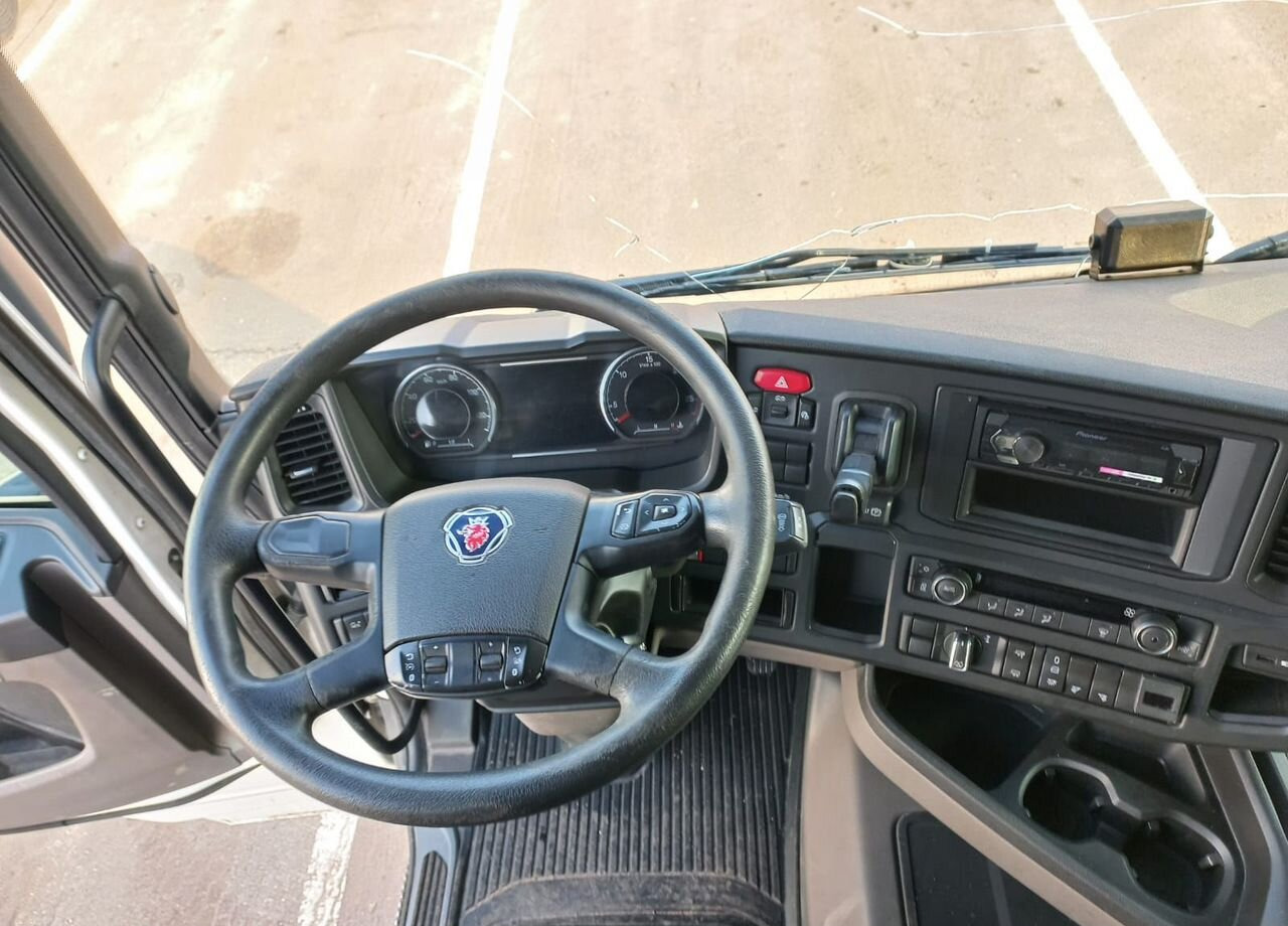 Тягач Scania R: фото 14