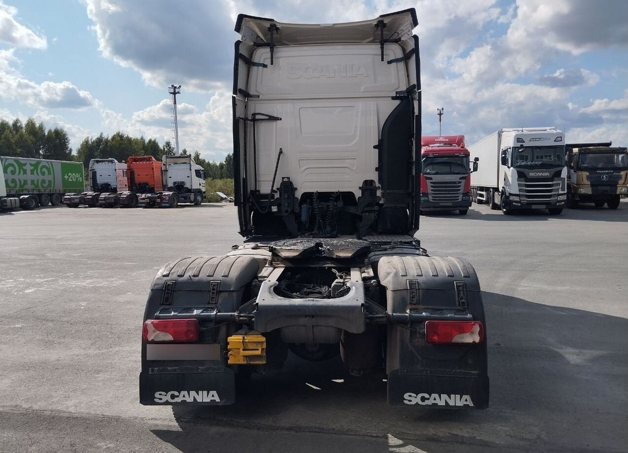 Тягач Scania R: фото 6