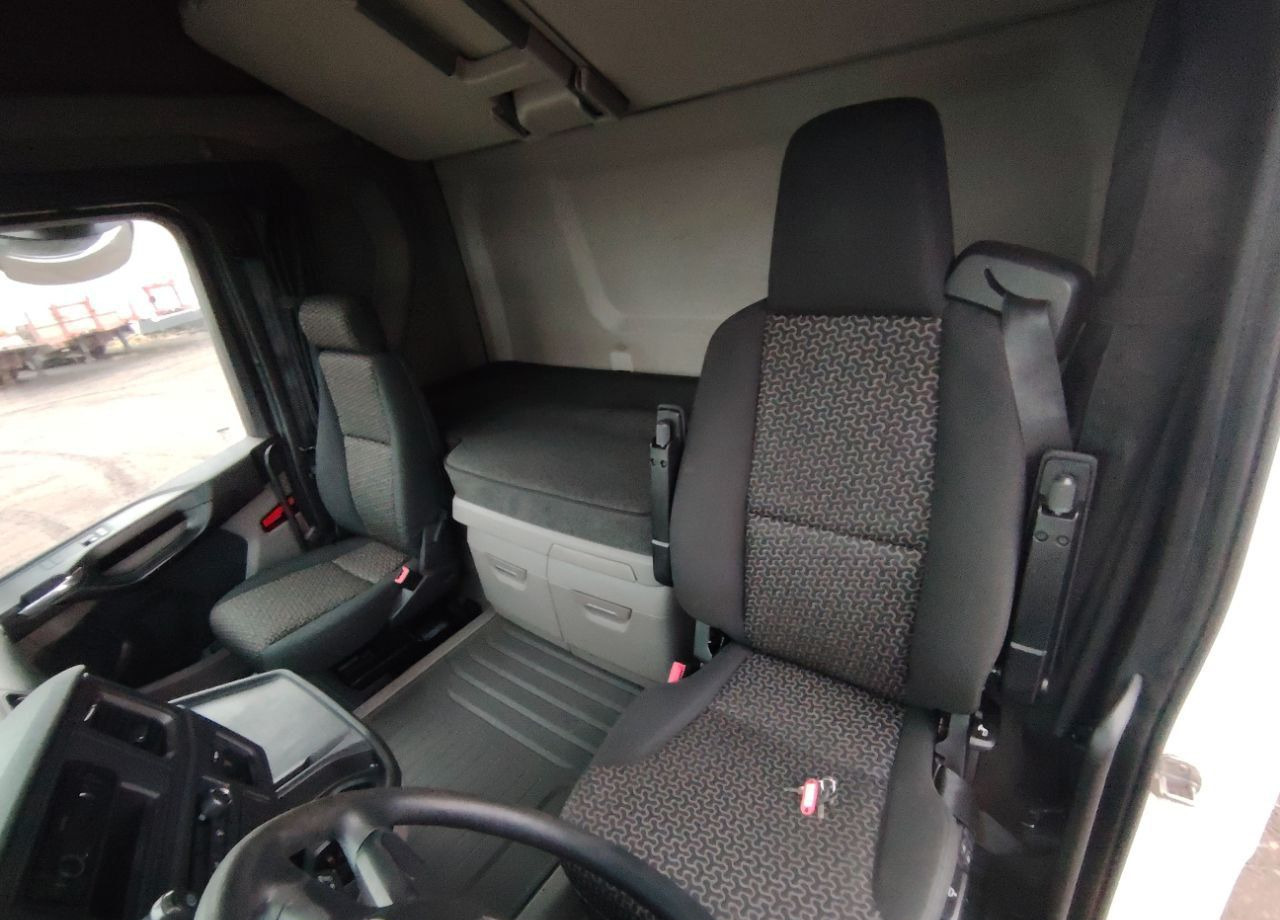 Тягач Scania R: фото 10 Тягач Scania R: фото 10