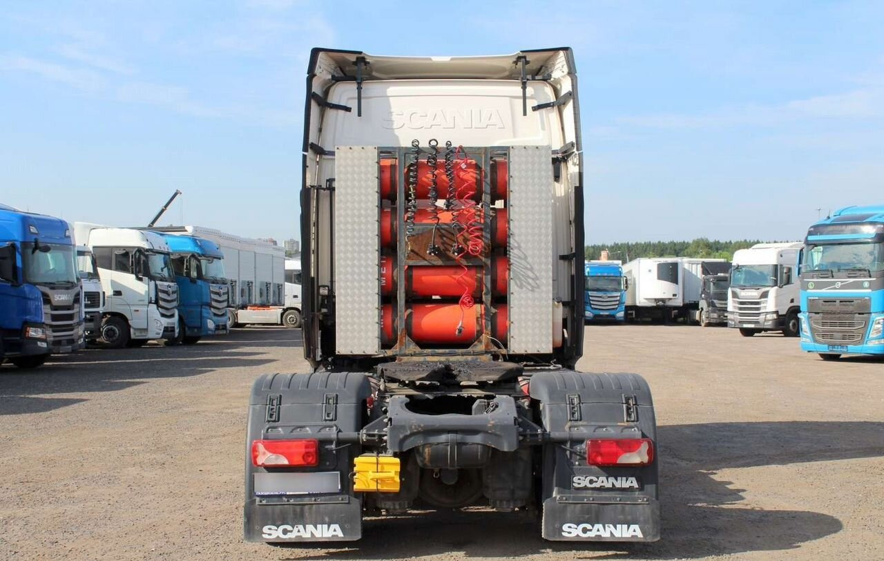 Тягач Scania R: фото 6