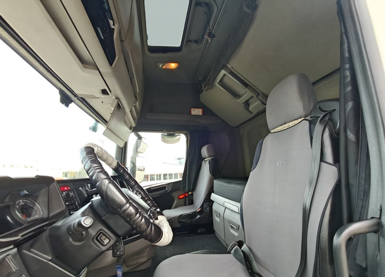 Тягач Scania R: фото 11