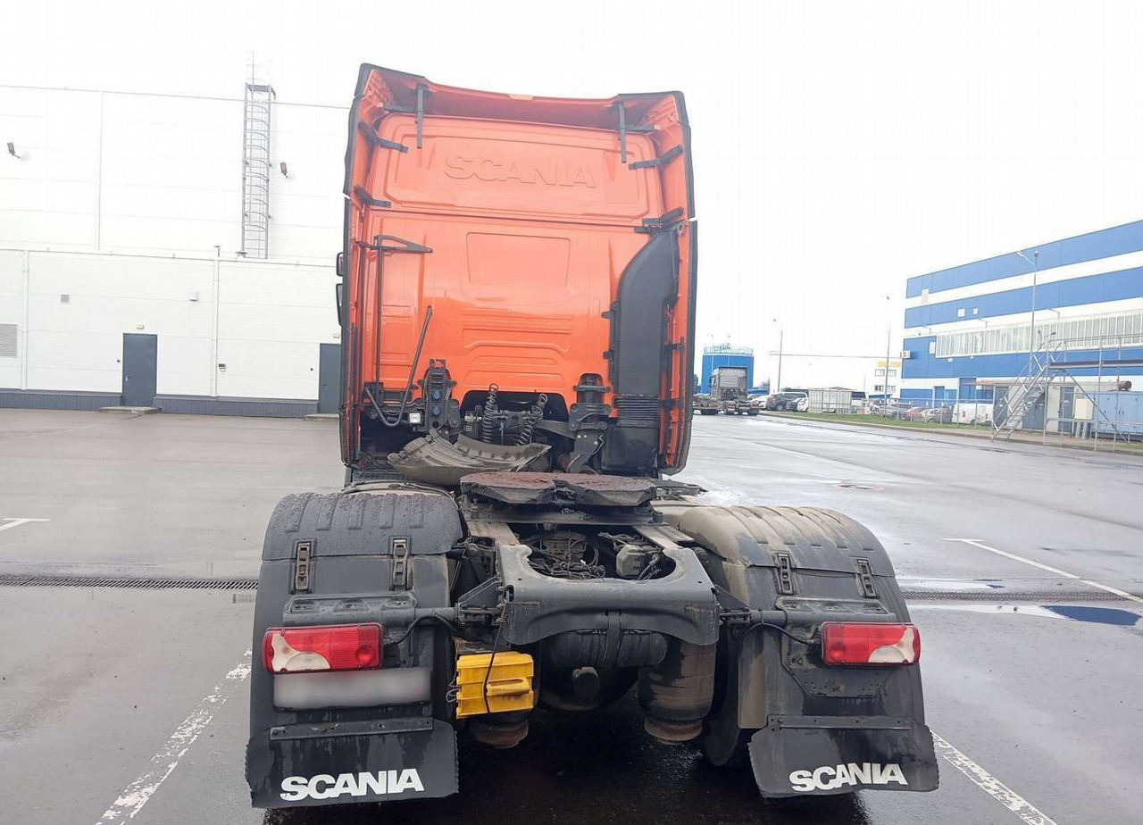 Тягач Scania R: фото 6
