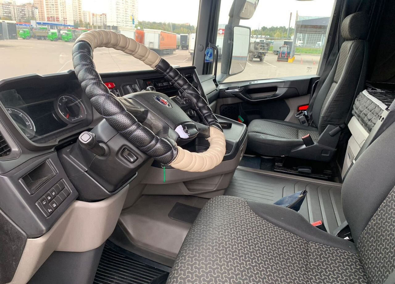 Тягач Scania R: фото 10