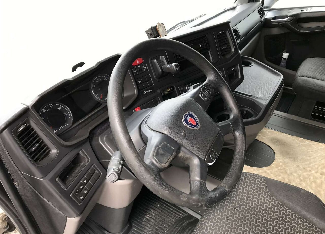 Тягач Scania R: фото 12